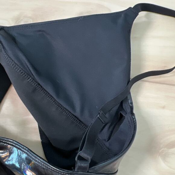 NWOT Good American Hologram Faux Leather Black Bra 1 Small - Picture 6 of 8